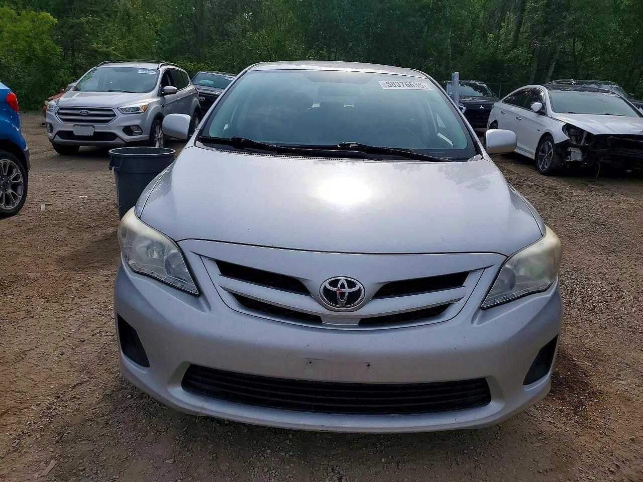 2011 Toyota Corolla Base - Фото 5