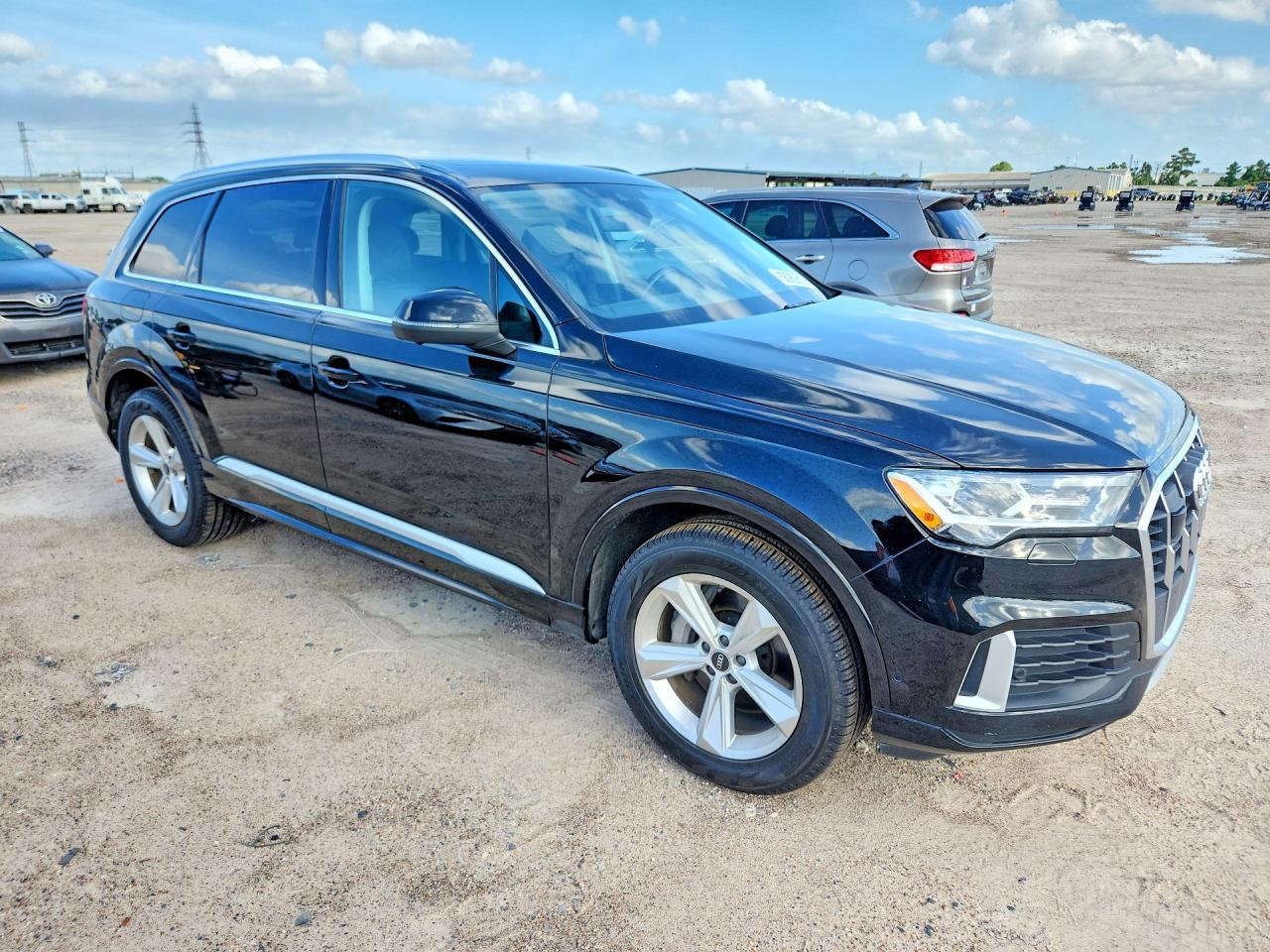 2023 Audi Q7 Premium - Фото 4