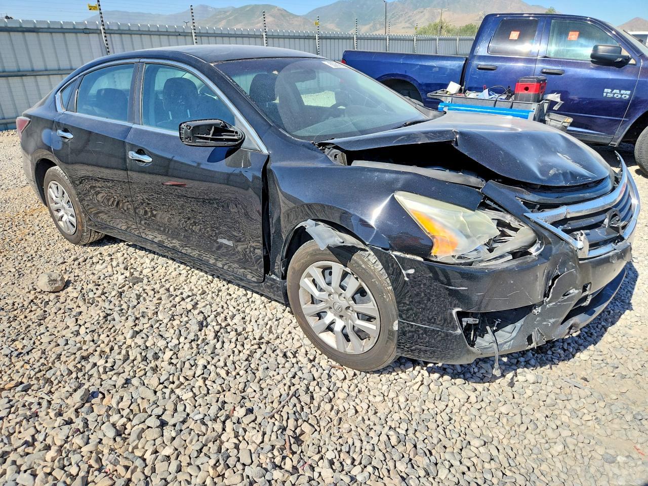 2015 Nissan Altima 2.5 S - Image 4