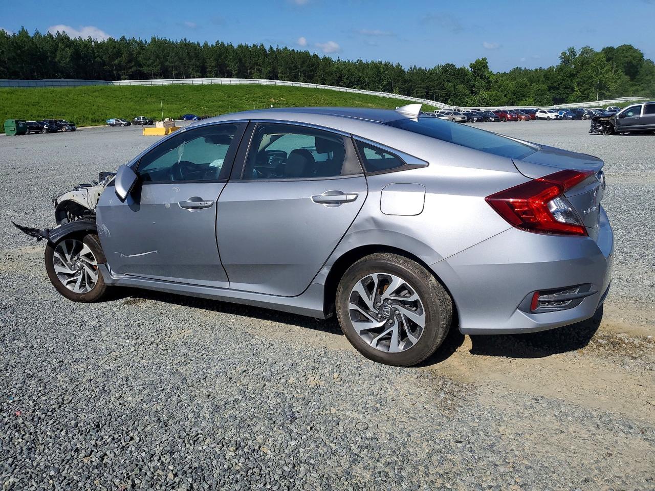 2017 Honda Civic Ex - Image 2