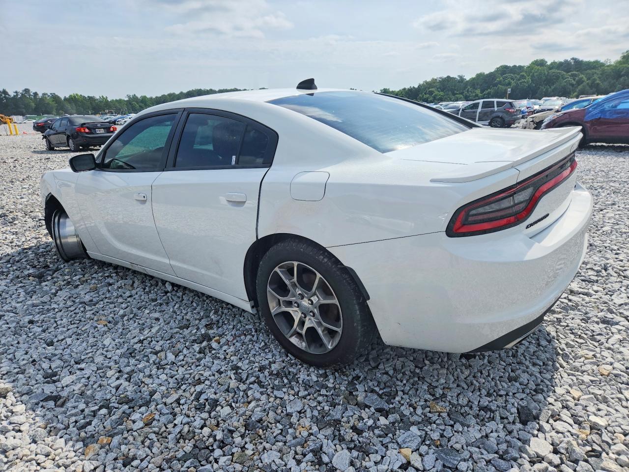 2016 Dodge Charger Sxt - Фото 2