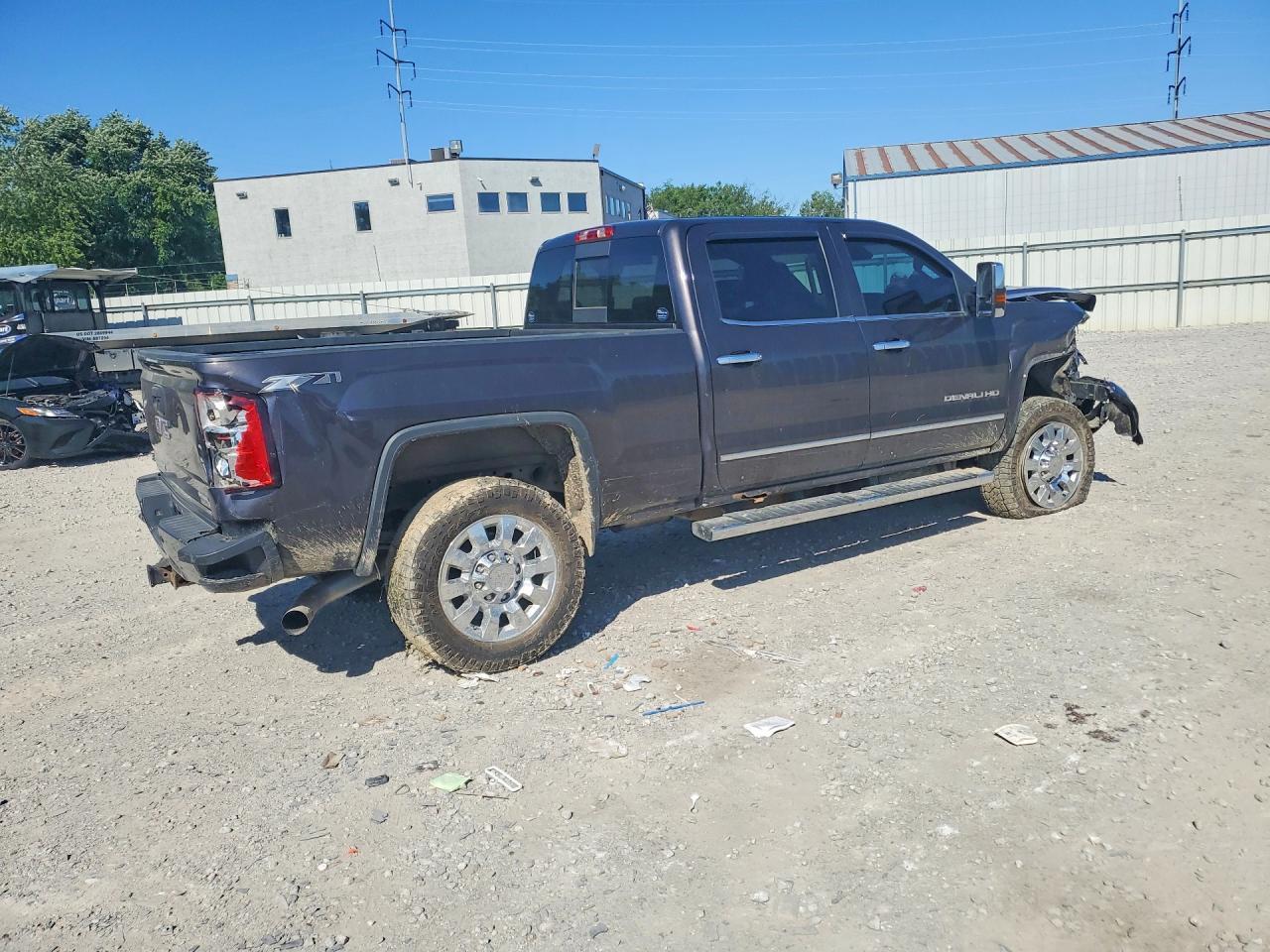2015 GMC Sierra K2500 Denali - Фото 3