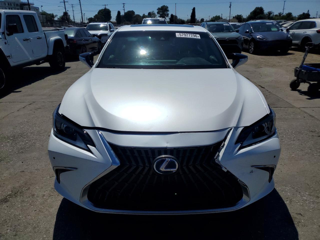 2021 Lexus Es 300H Base - Фото 5
