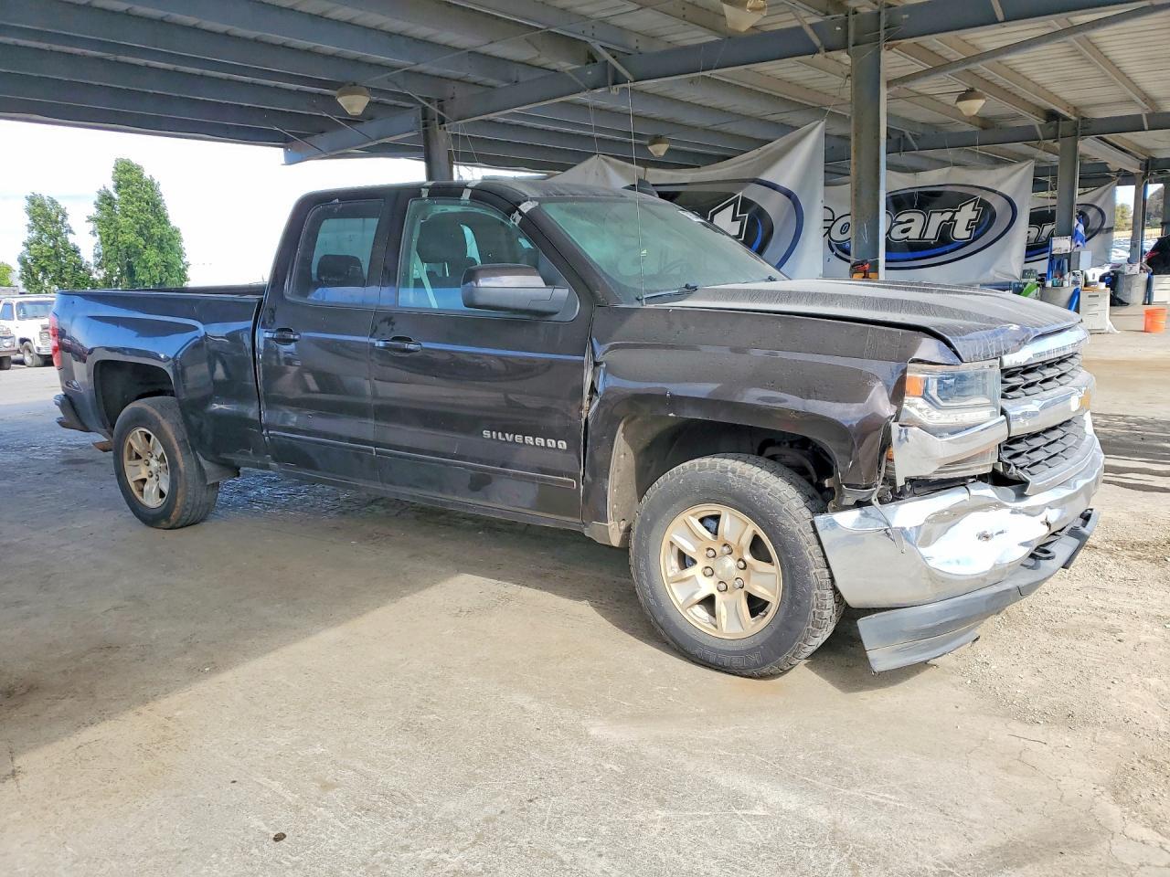 2018 Chevrolet Silverado C1500 Lt - Image 4