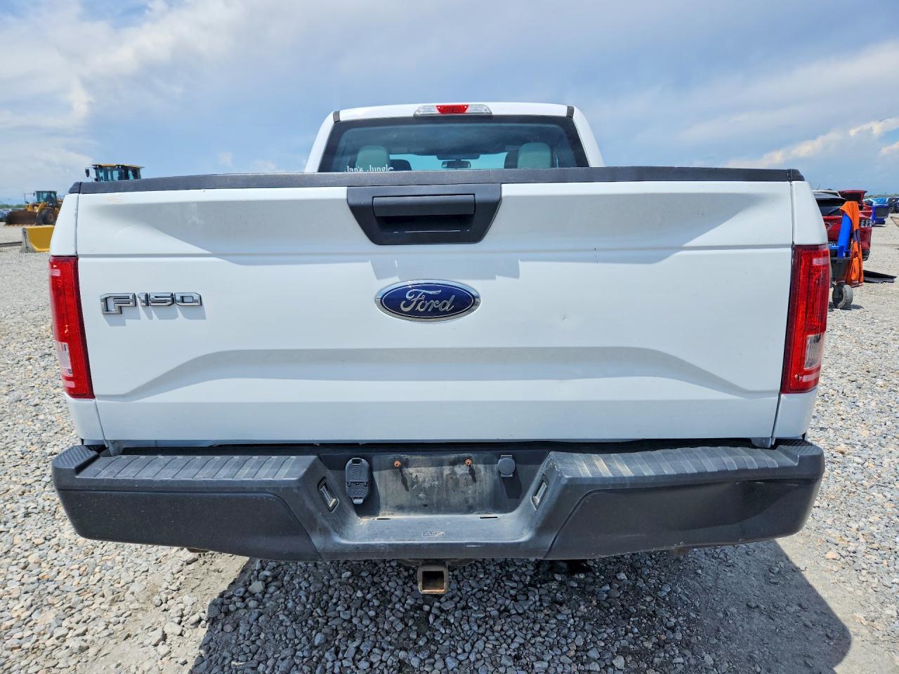 2015 Ford F150 Super Cab - Фото 6