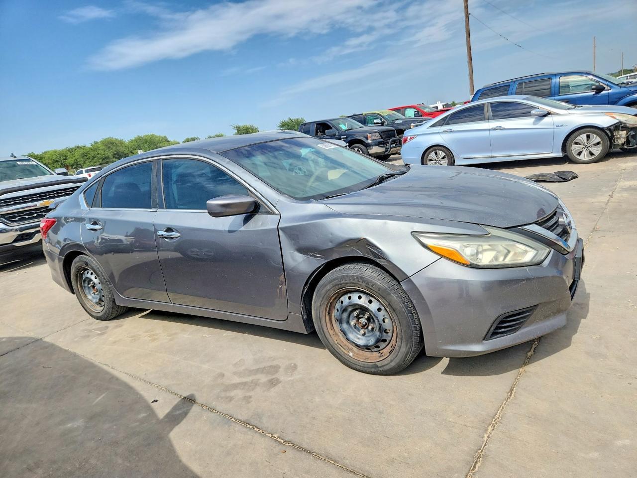 2016 Nissan Altima 2.5 S - Image 4