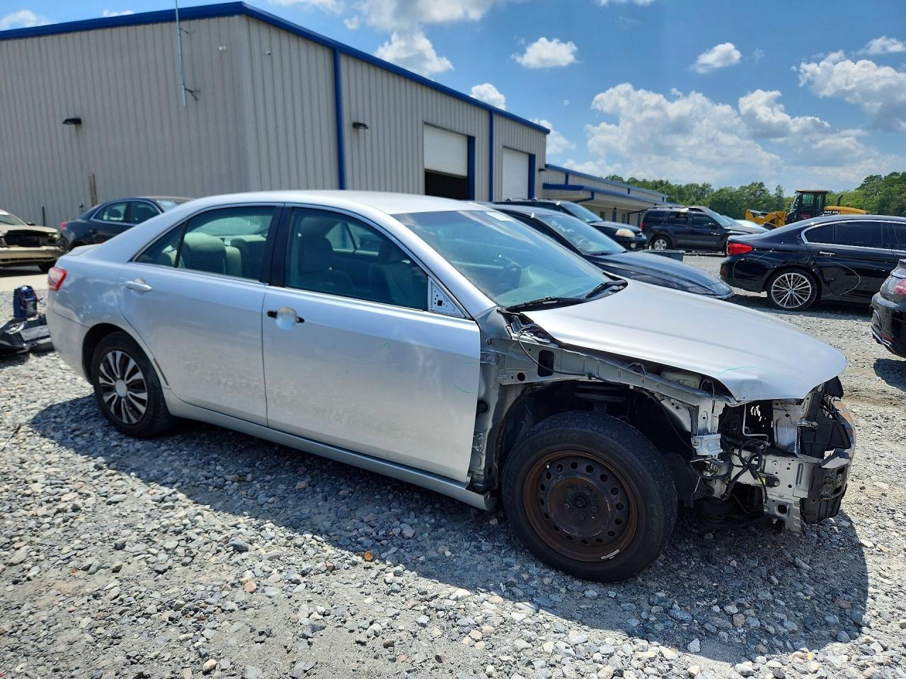 2009 Toyota Camry Le - Фото 4