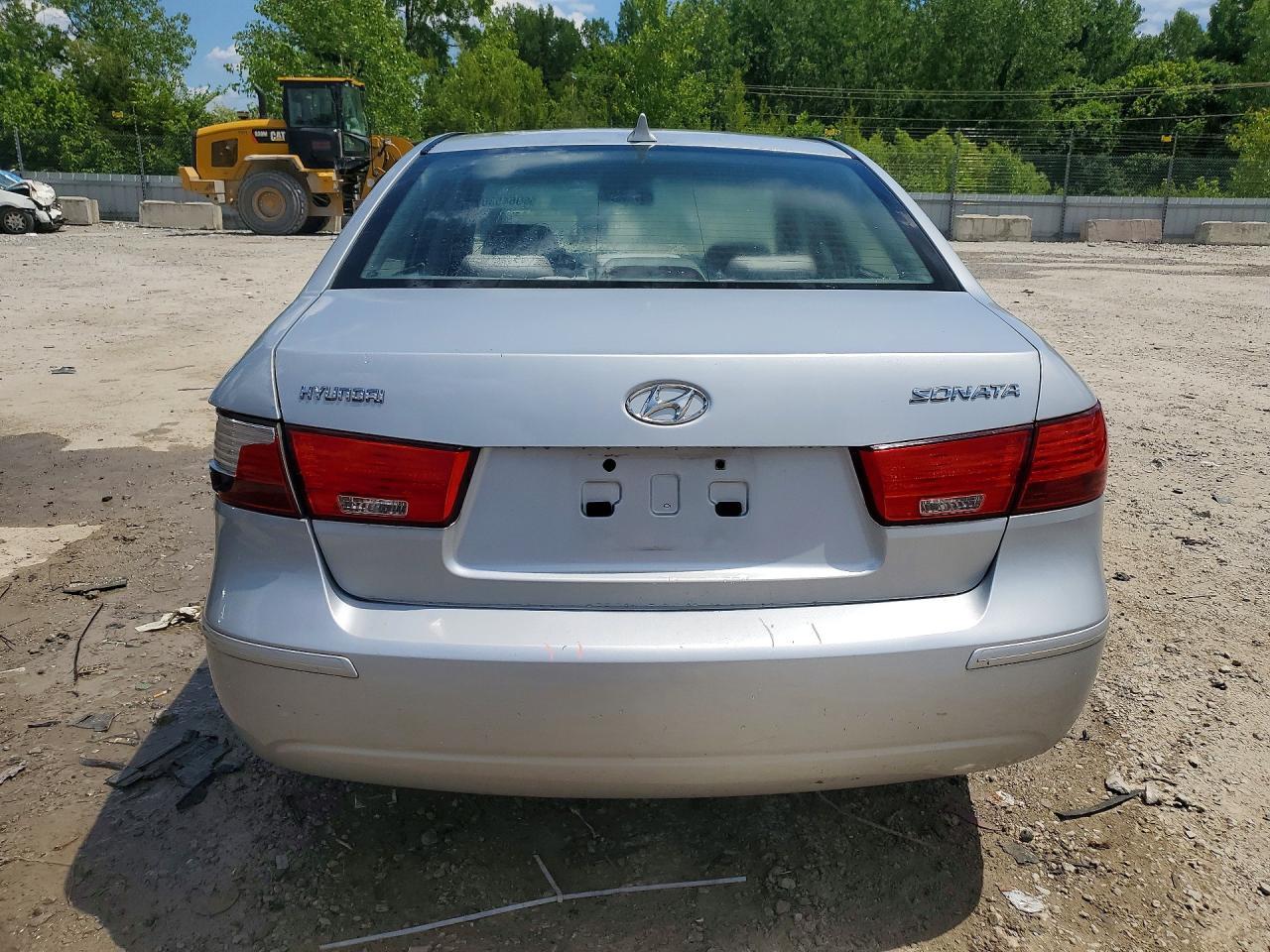 2010 Hyundai Sonata Gls - Image 6