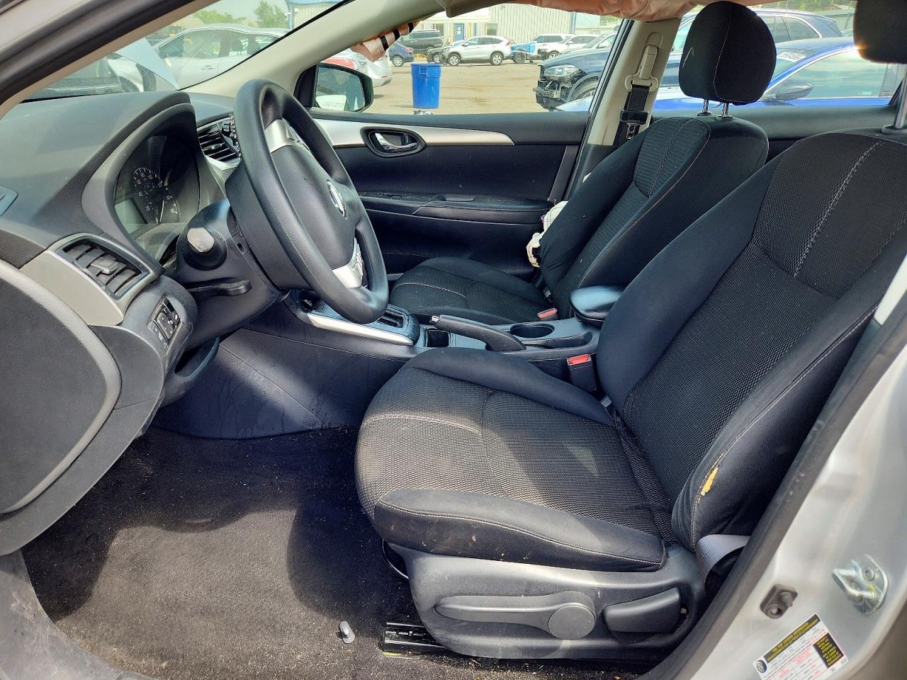 2016 Nissan Sentra S - Фото 7