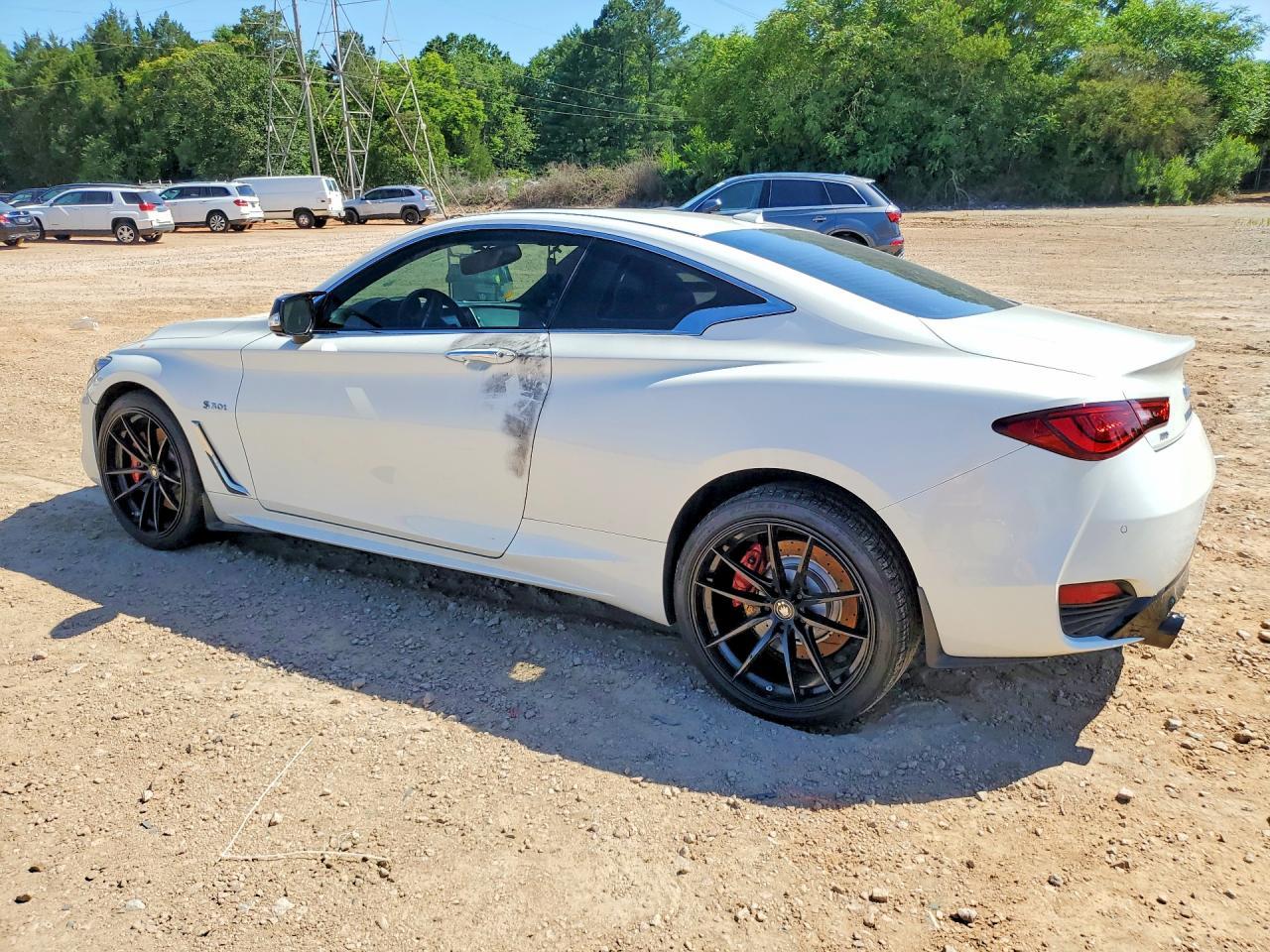2019 Infiniti Q60 Red Sport 400 - Фото 2