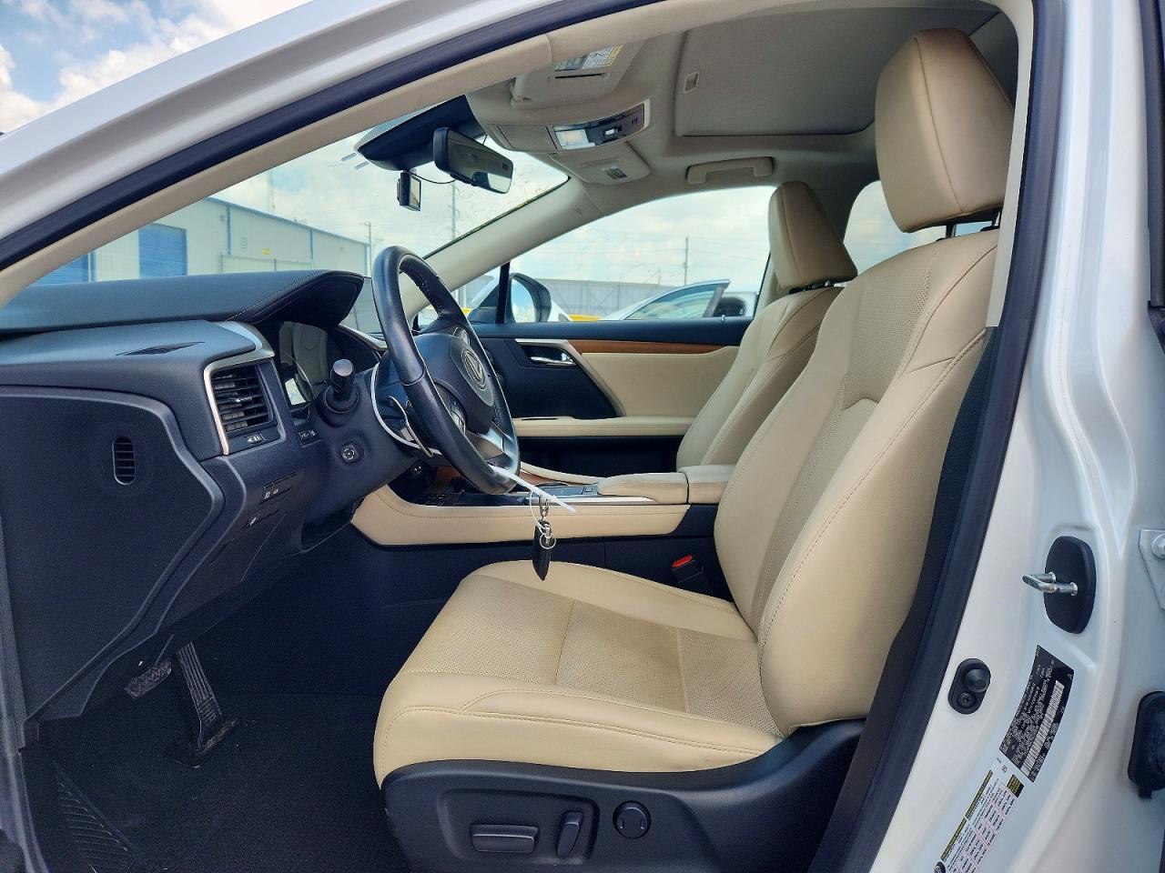 2022 Lexus Rx 350 - Image 7