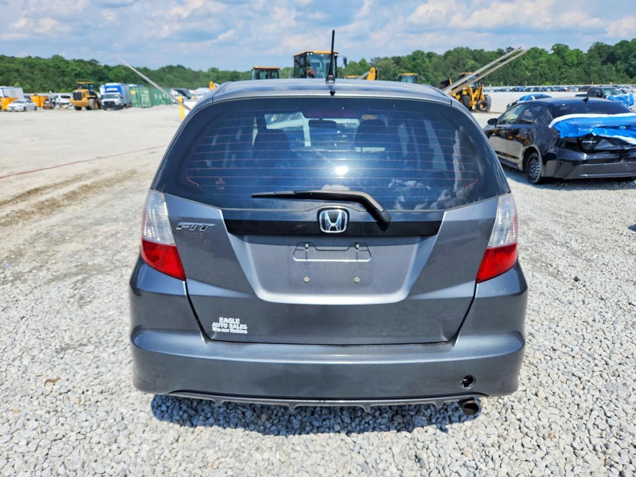 2011 Honda Fit - Фото 6