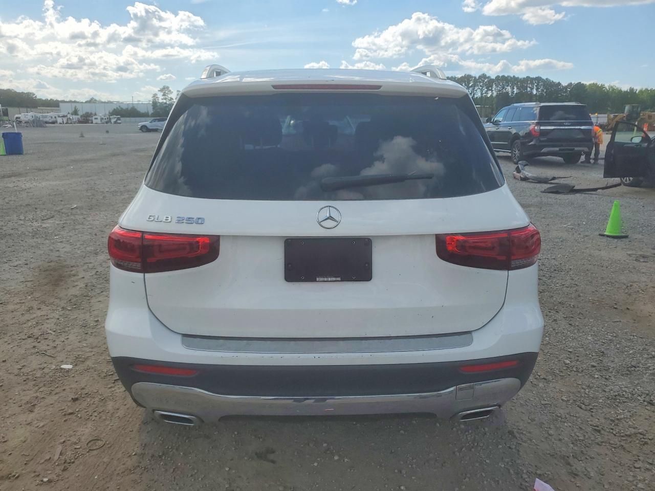 2020 Mercedes-Benz Glb 250 - Фото 6