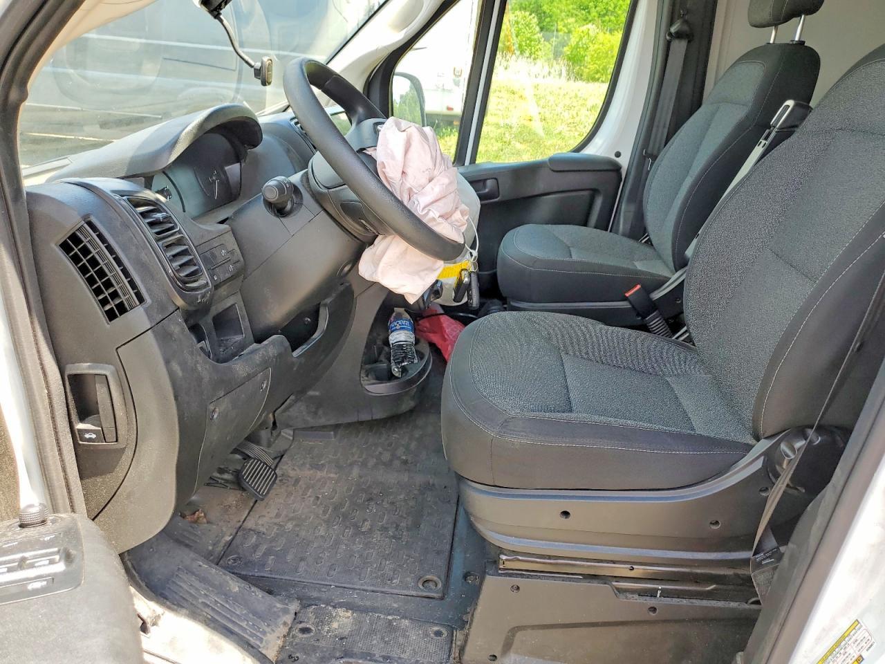 2025 Ram Promaster 2500 Cargo - Фото 7