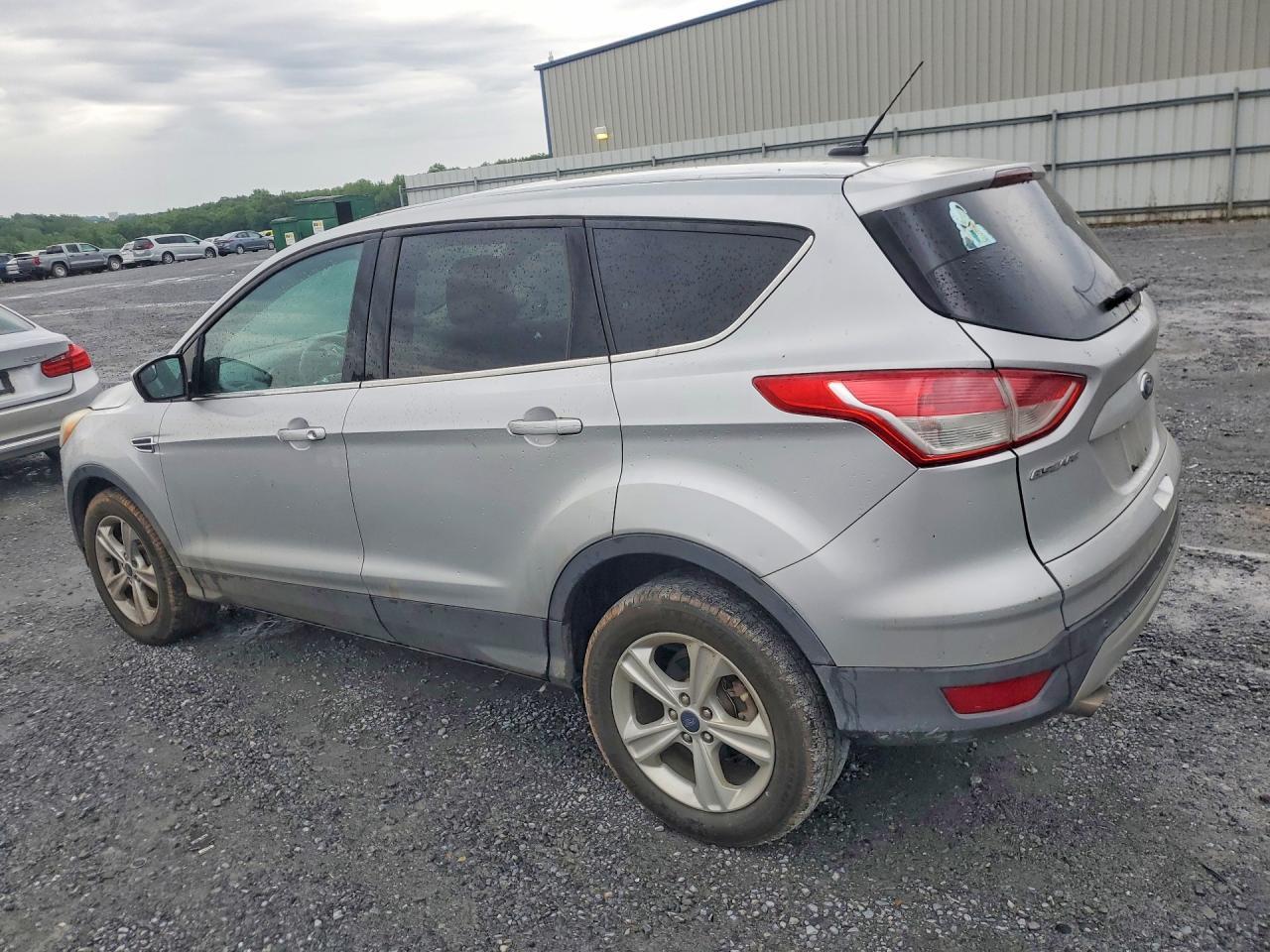 2014 Ford Escape Se - Image 2