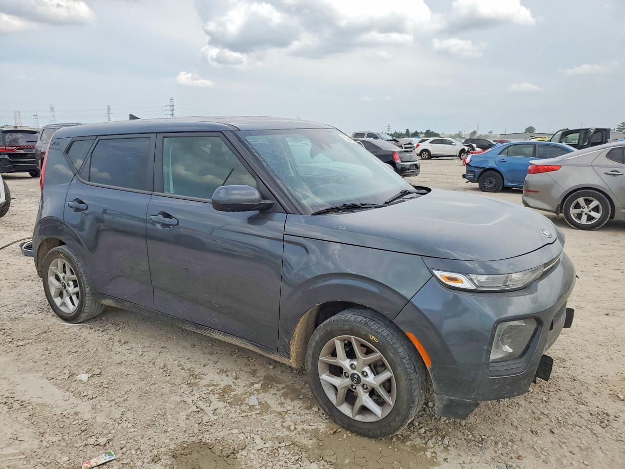 2020 Kia Soul S - Image 4