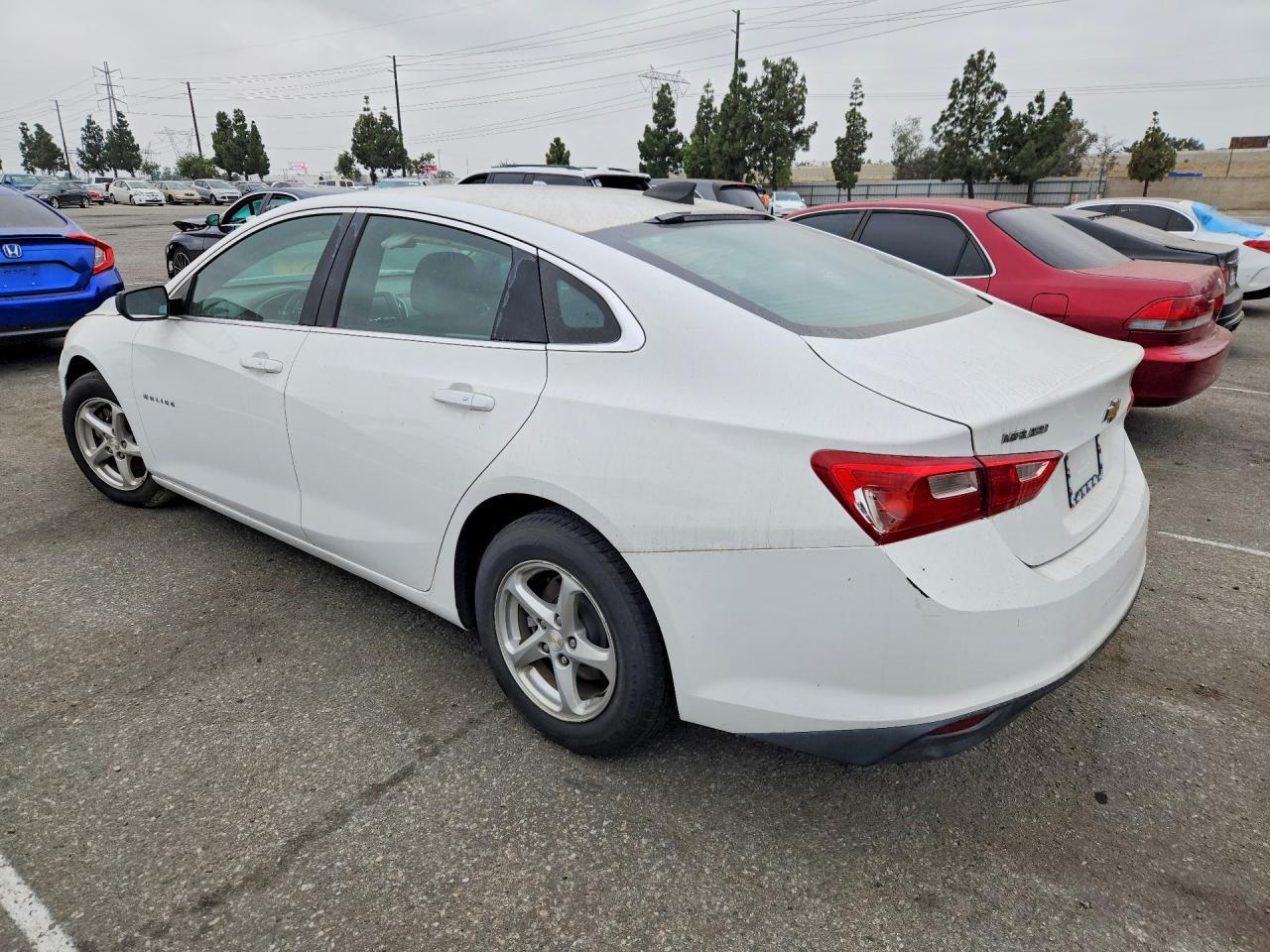 2018 Chevrolet Malibu Ls - Image 2