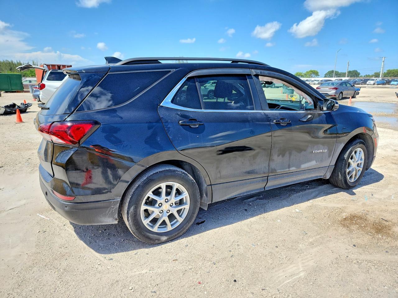 2022 Chevrolet Equinox Lt - Image 3
