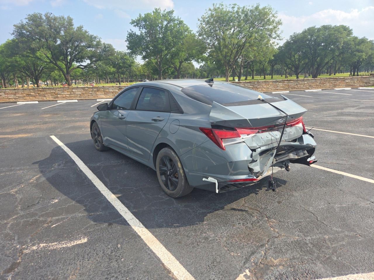 2022 Hyundai Elantra Sel - Фото 3