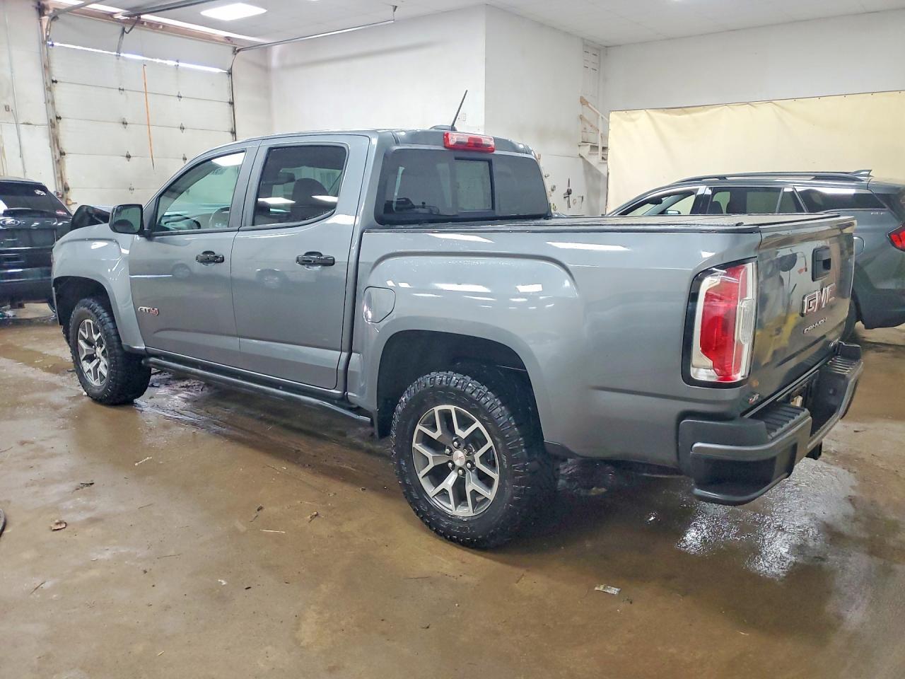 2022 GMC Canyon At4 - Фото 2
