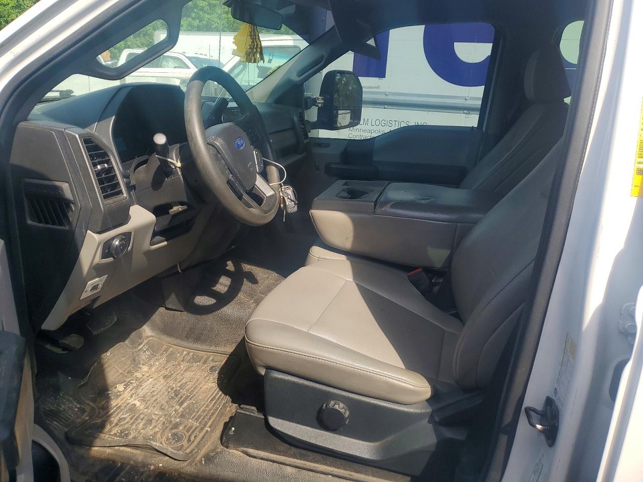 2021 Ford F450 Super Duty - Фото 7