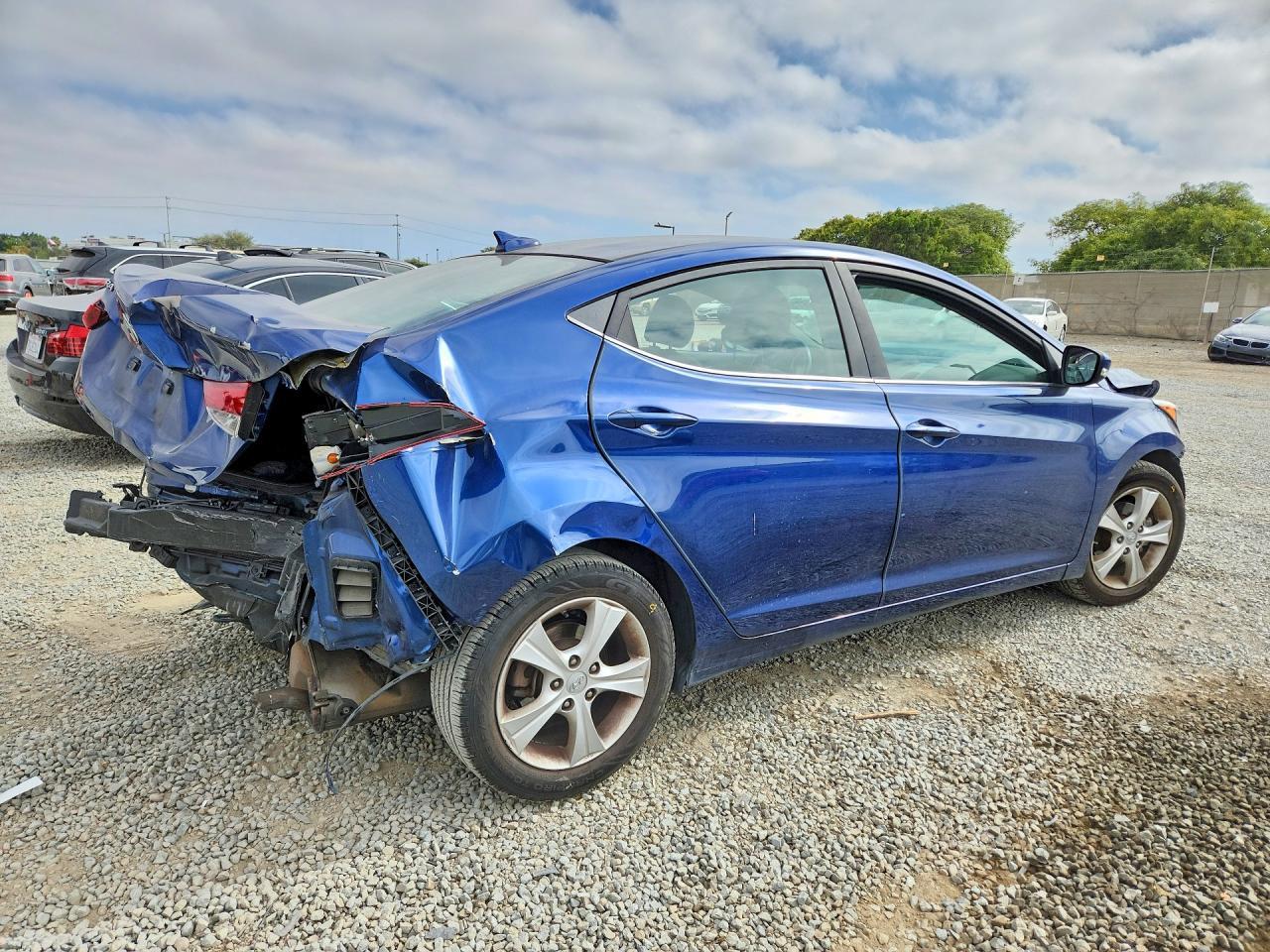 2016 Hyundai Elantra Value Edition - Фото 3