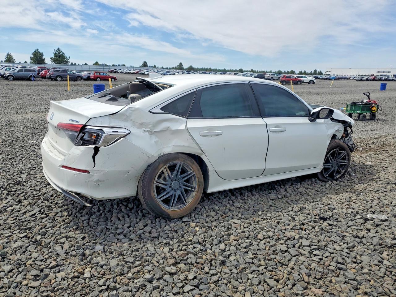 2024 Honda Civic Touring - Image 3