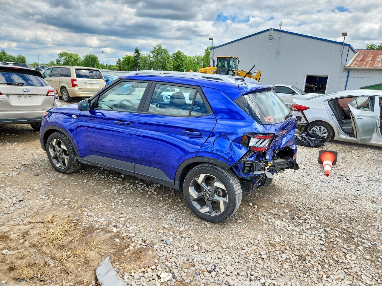 2024 Hyundai Venue Limited - Image 2
