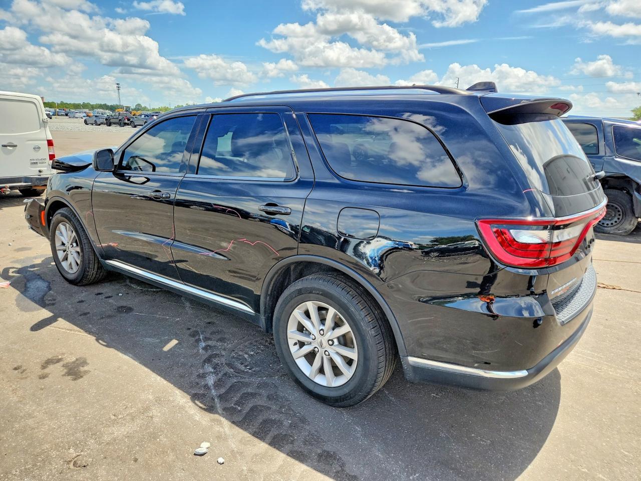 2023 Dodge Durango - Image 2