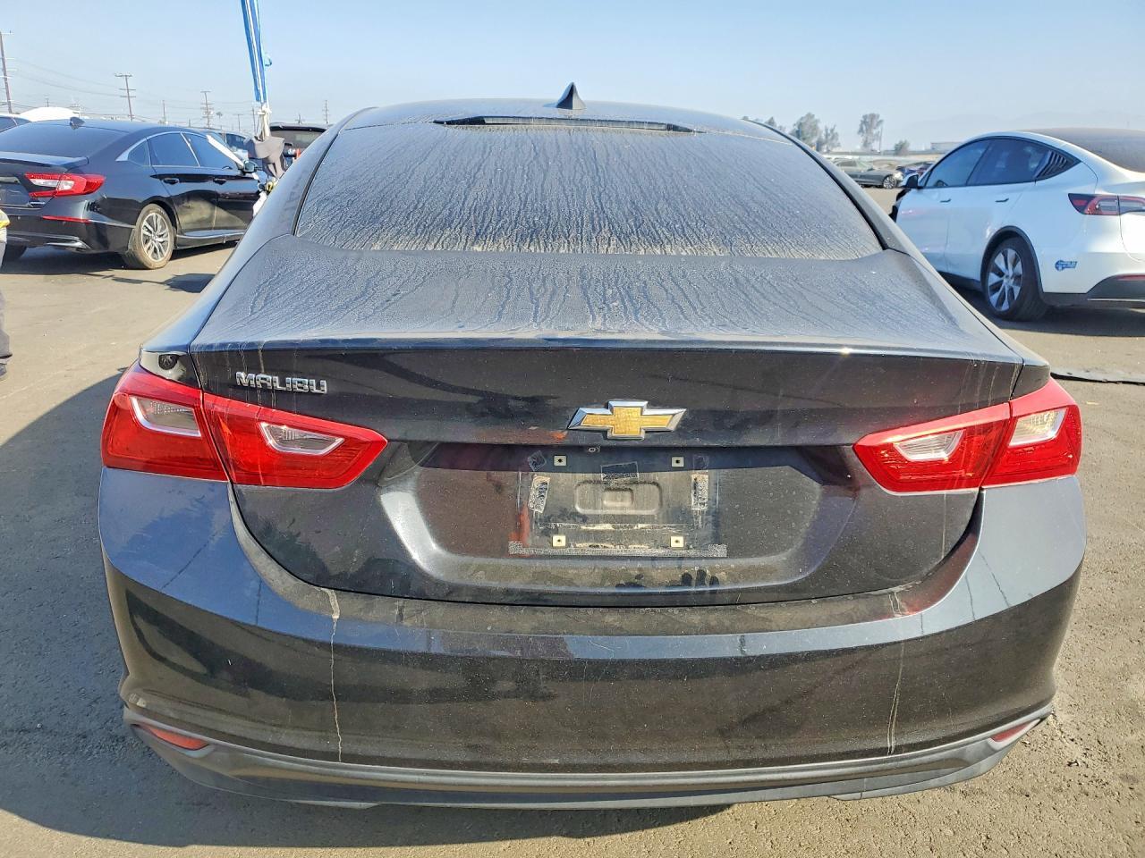 2018 Chevrolet Malibu Ls - Image 6