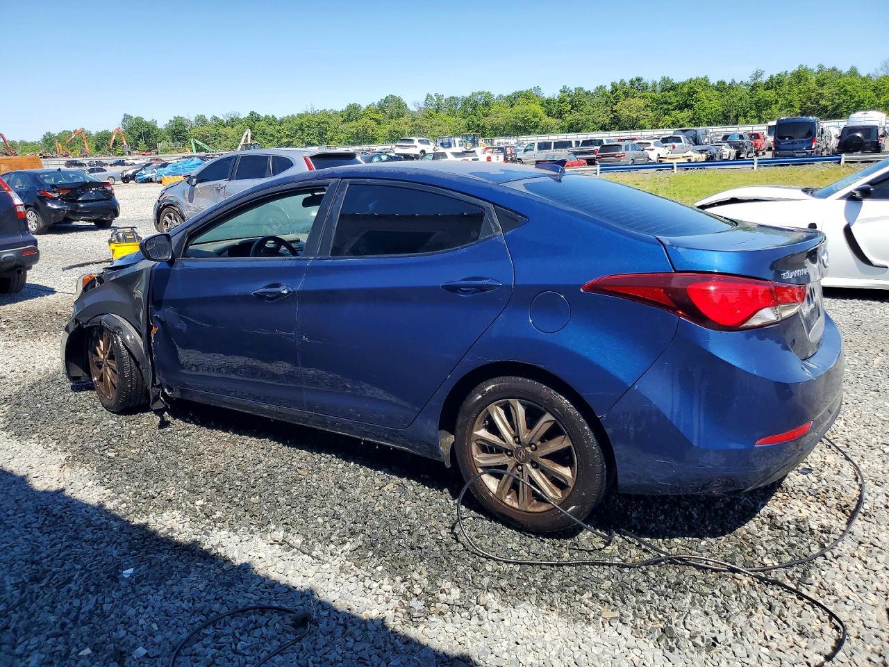 2016 Hyundai Elantra Se - Фото 2