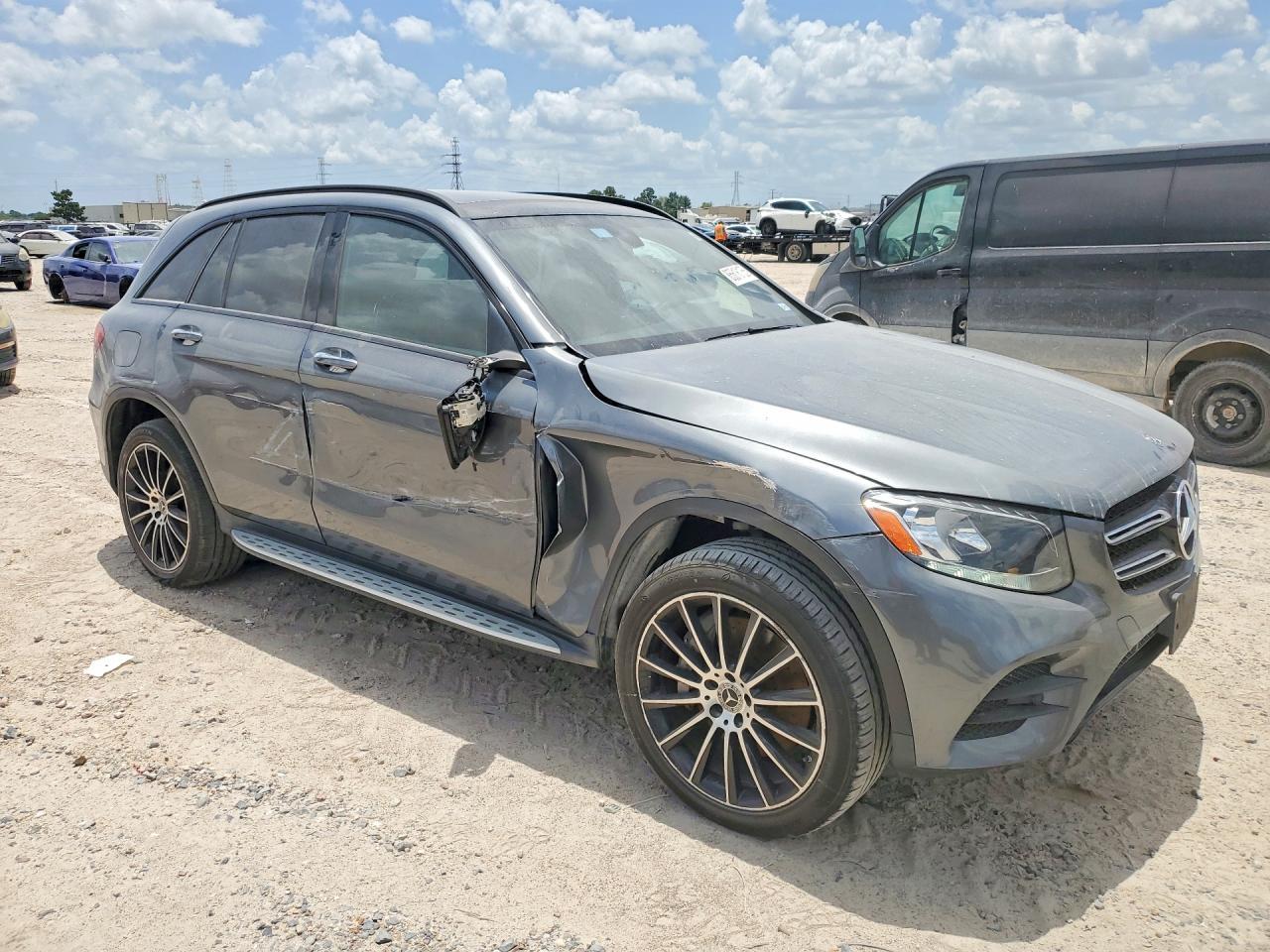 2019 Mercedes-Benz Glc 300 - Image 4