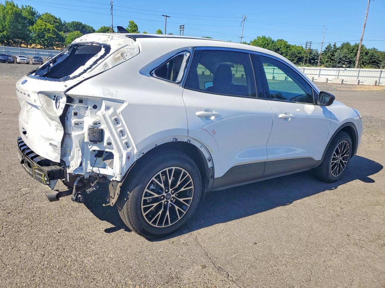 2022 Ford Escape Se - Фото 3