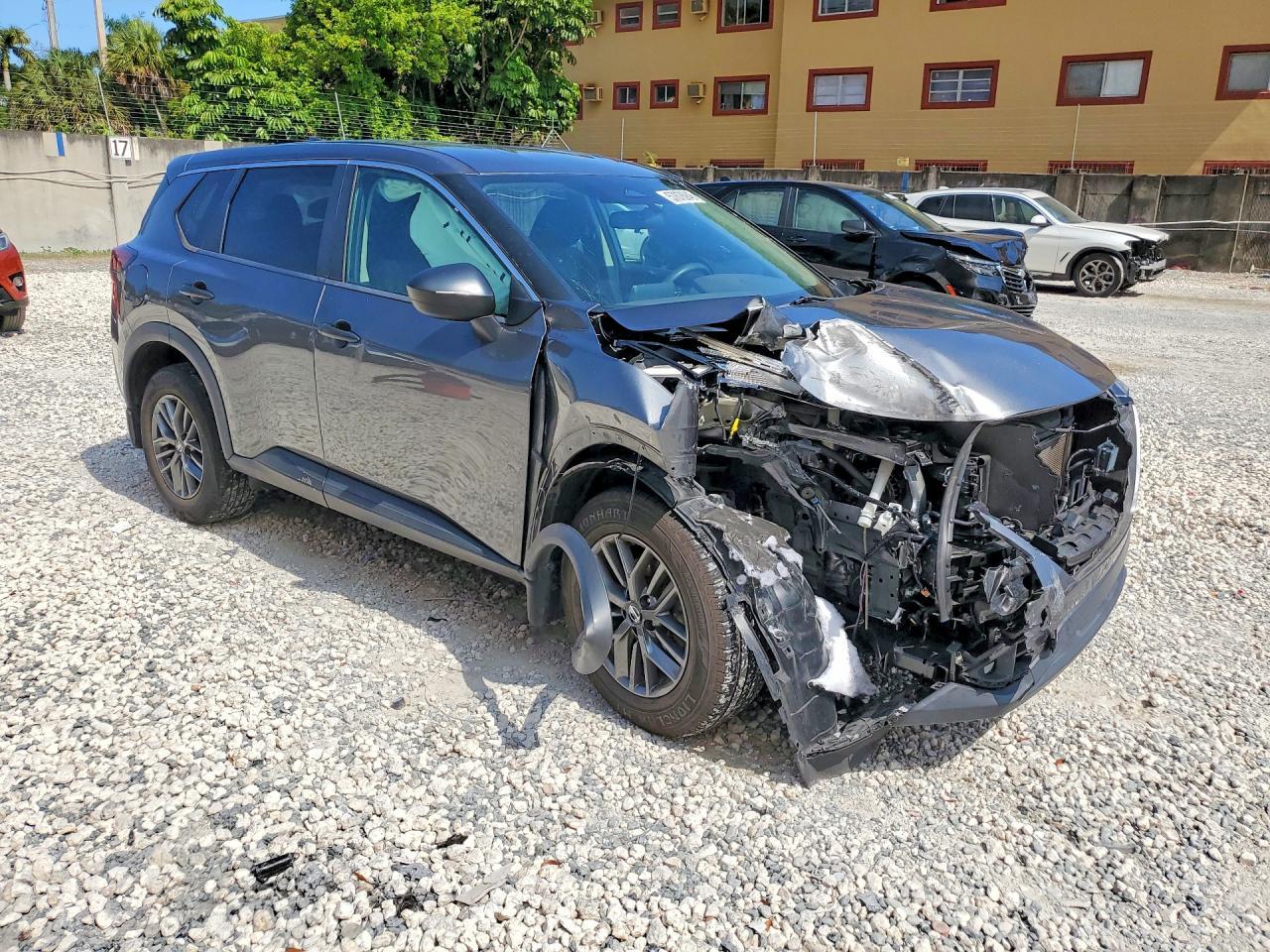 2021 Nissan Rogue S - Фото 4