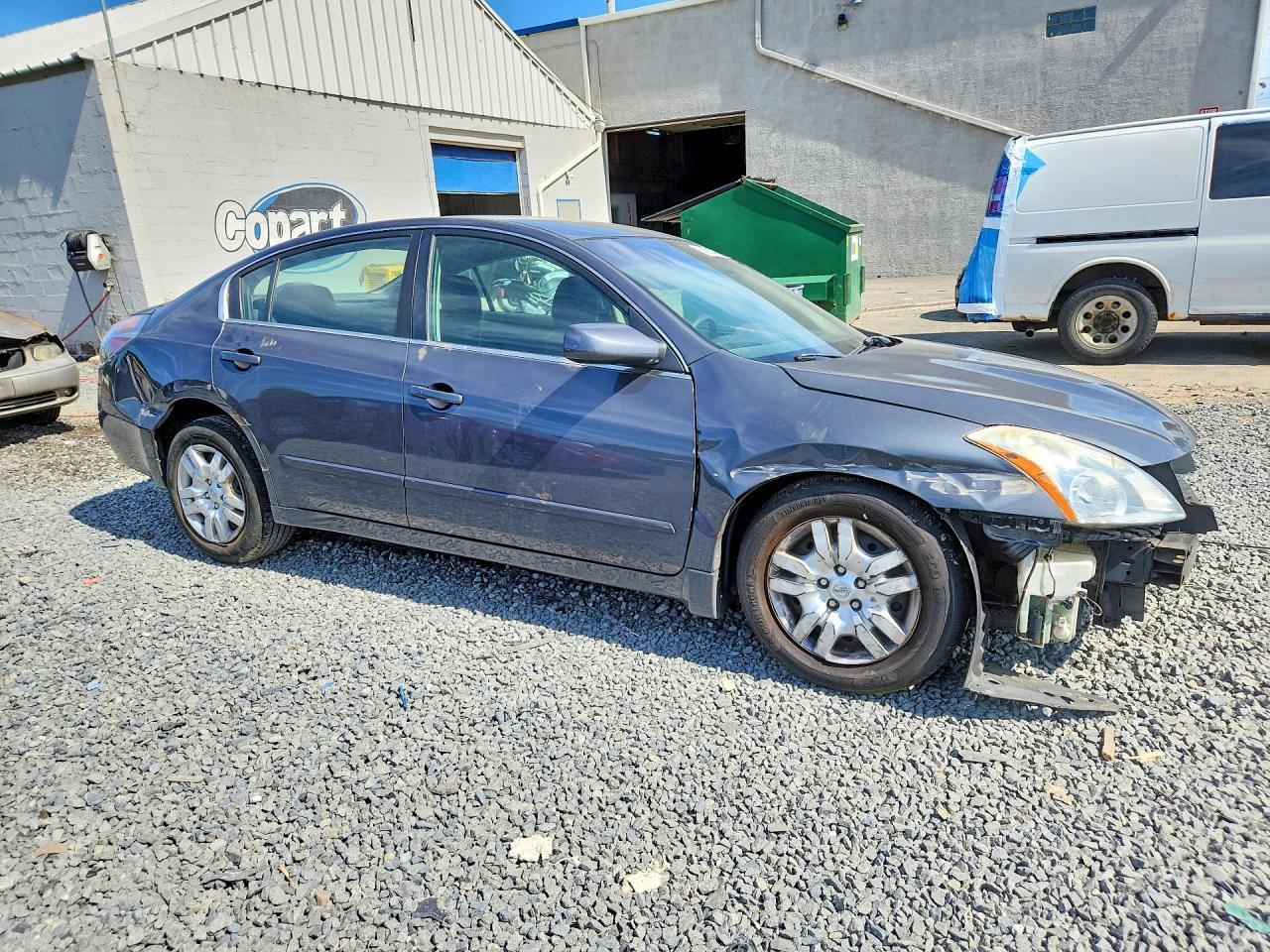 2010 Nissan Altima 2.5 - Image 7