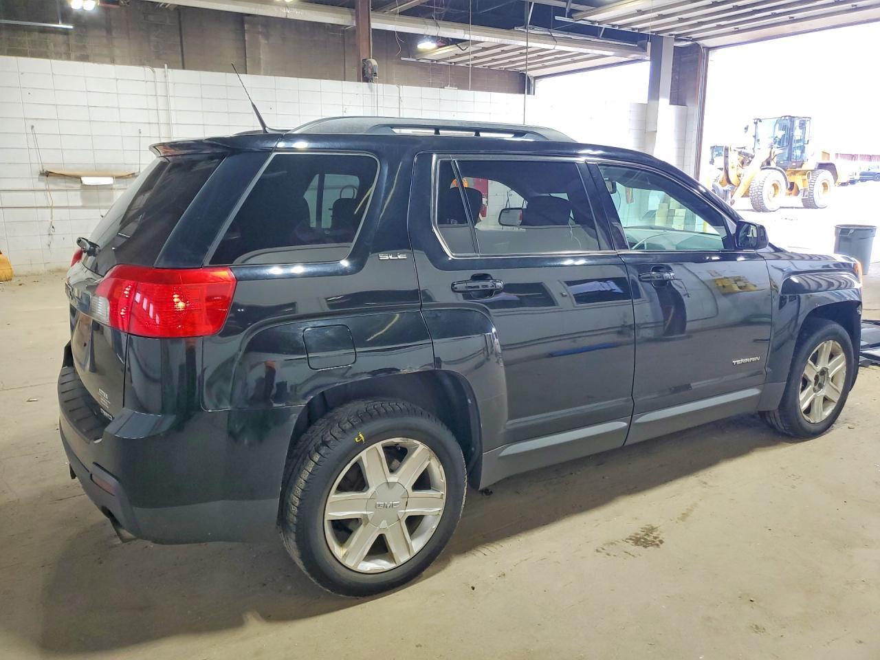 2010 GMC Terrain Sle - Image 3