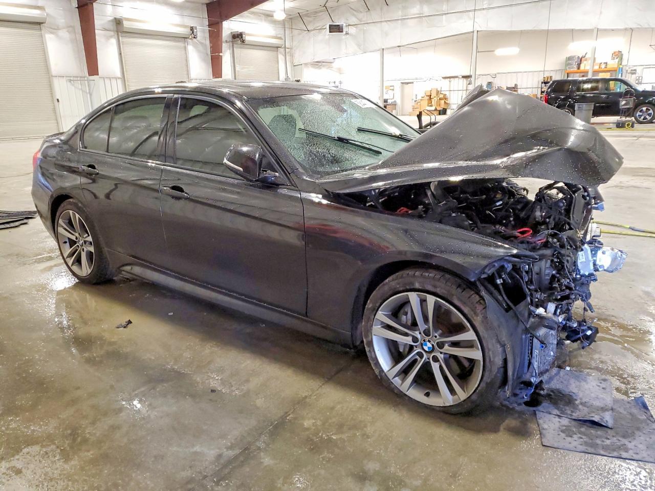 2013 BMW 335 Xi - Фото 4