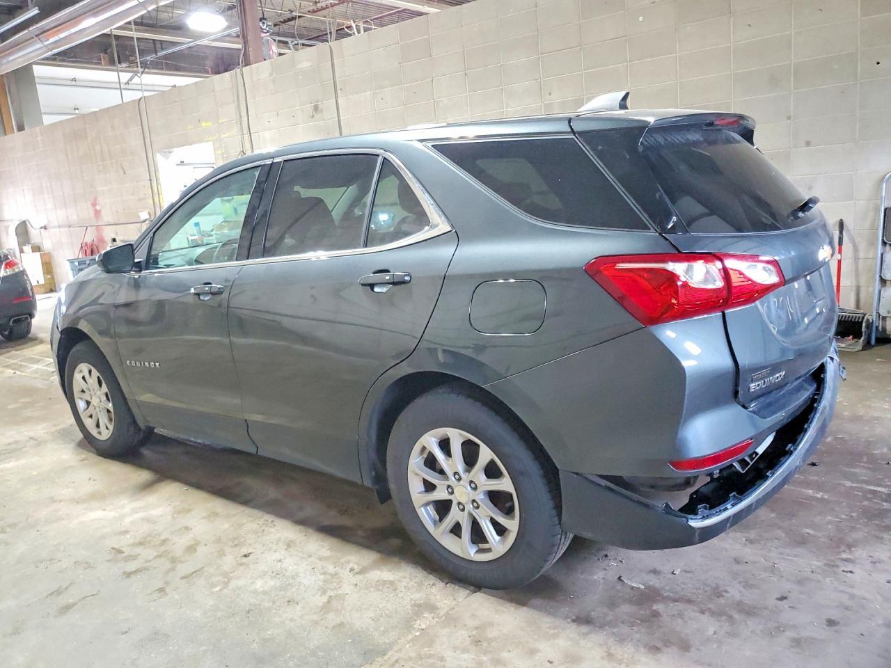 2019 Chevrolet Equinox Lt - Image 2
