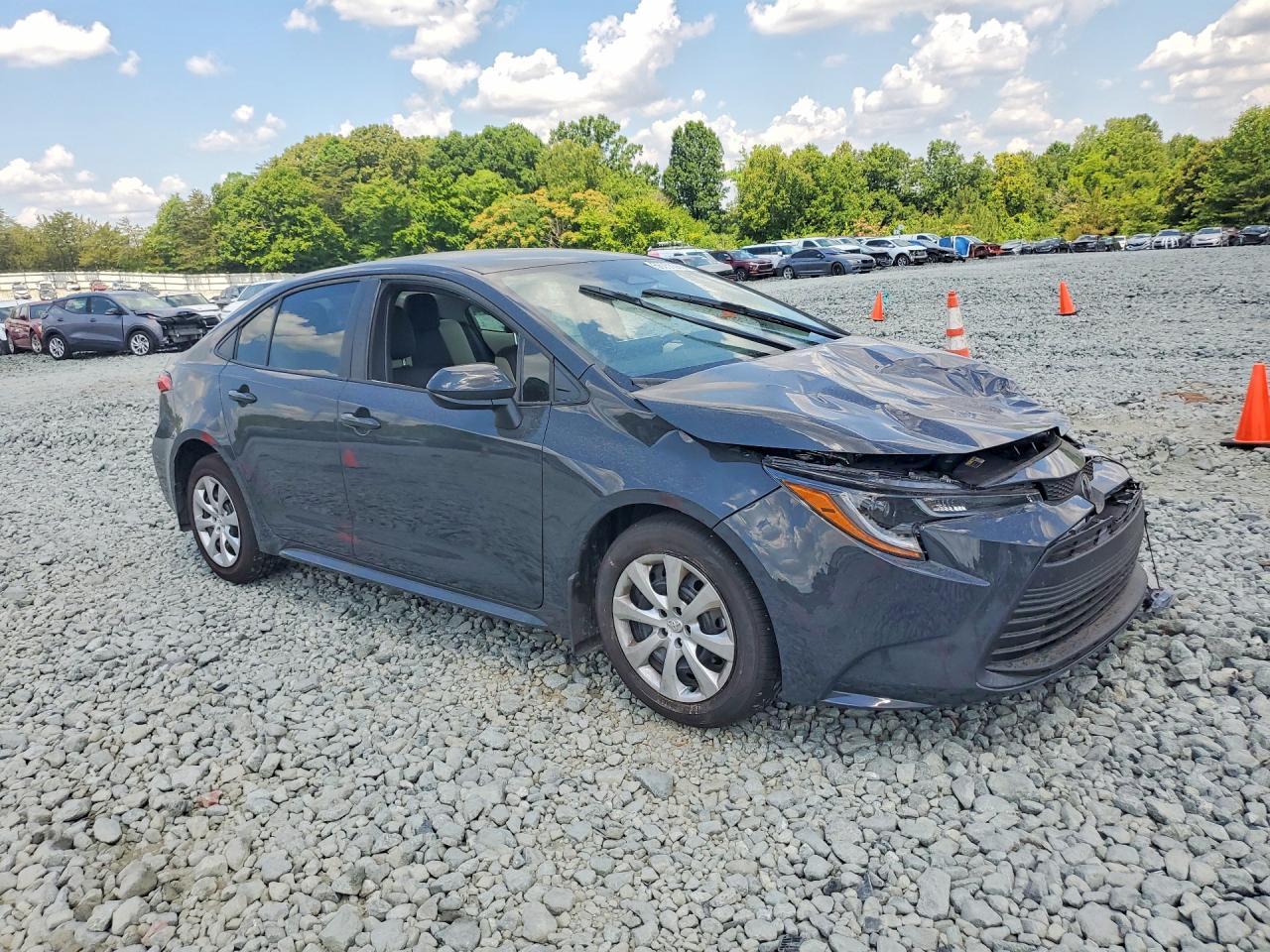2026 Toyota Corolla Le - Фото 4