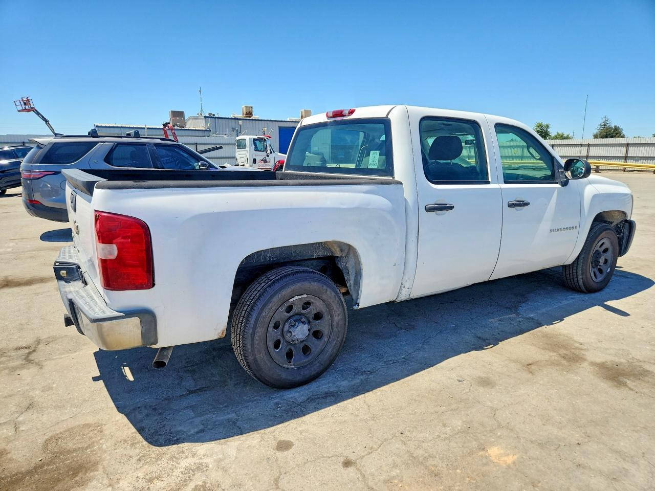 2009 Chevrolet Silverado K1500 - Image 3