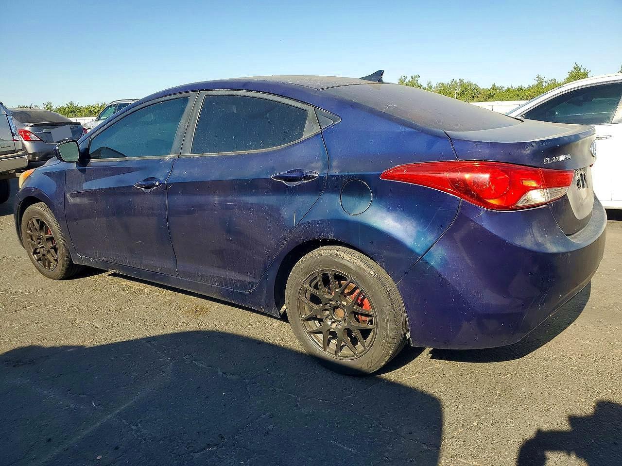 2011 Hyundai Elantra Gls - Image 2