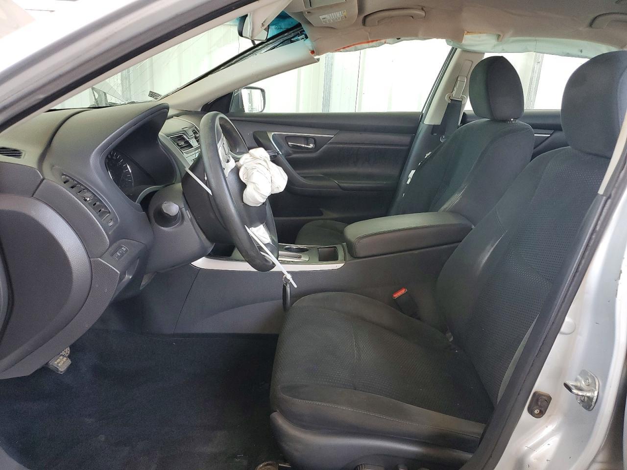 2015 Nissan Altima 2.5 S - Фото 7