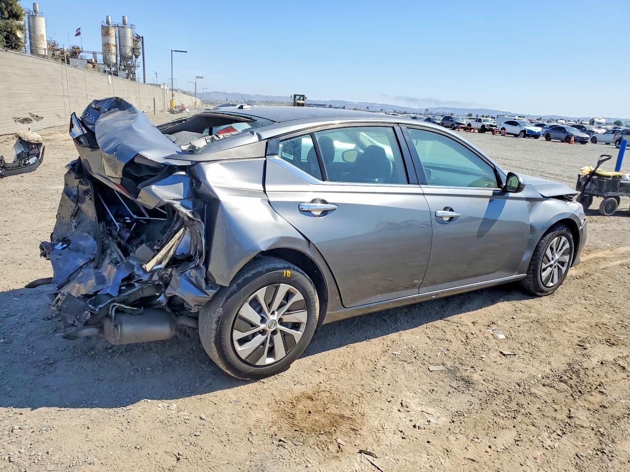 2019 Nissan Altima S - Фото 3