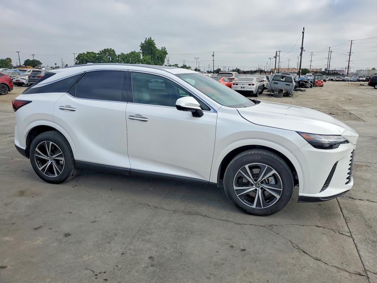 2024 Lexus Rx 350 Premium - Image 4