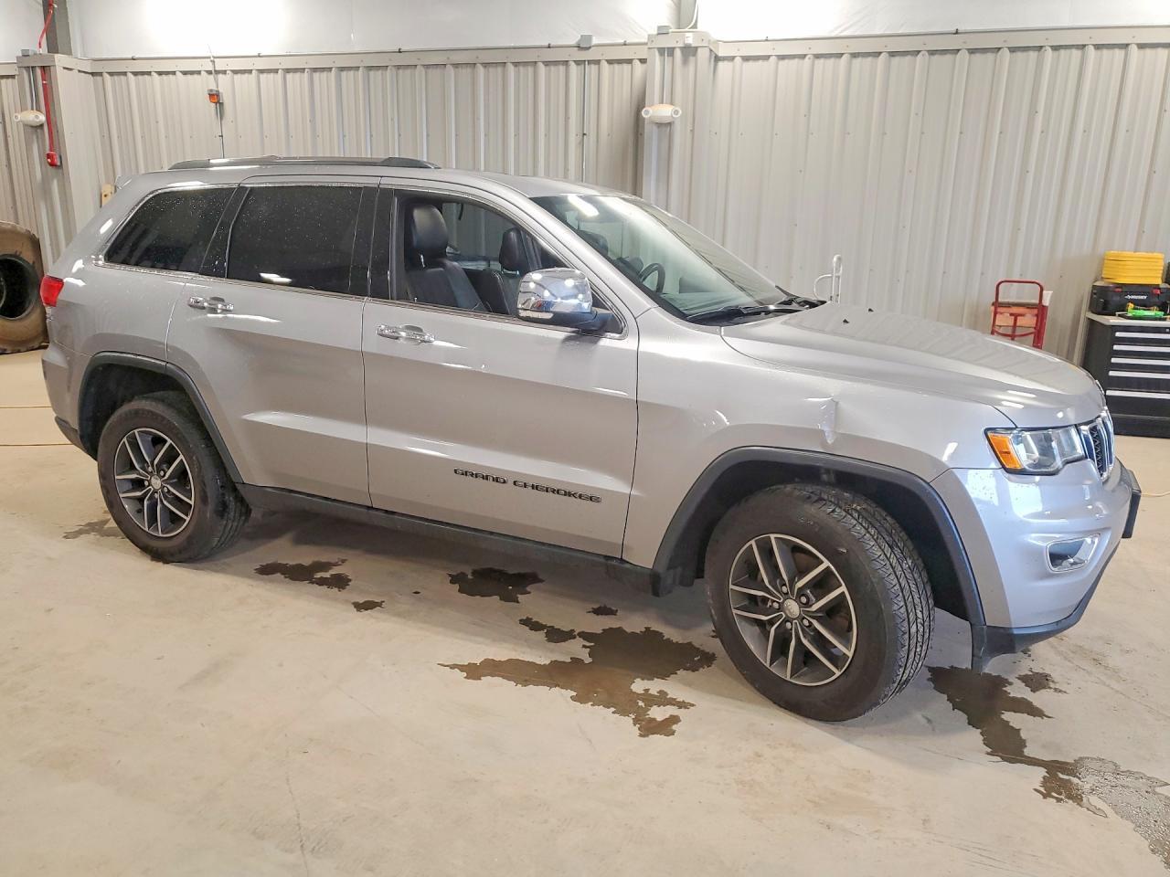 2018 Jeep Grand Cherokee Limited - Image 4