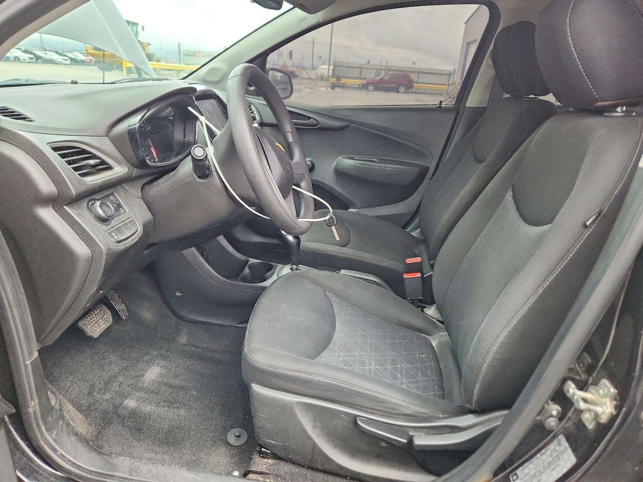 2020 Chevrolet Spark Ls - Фото 7