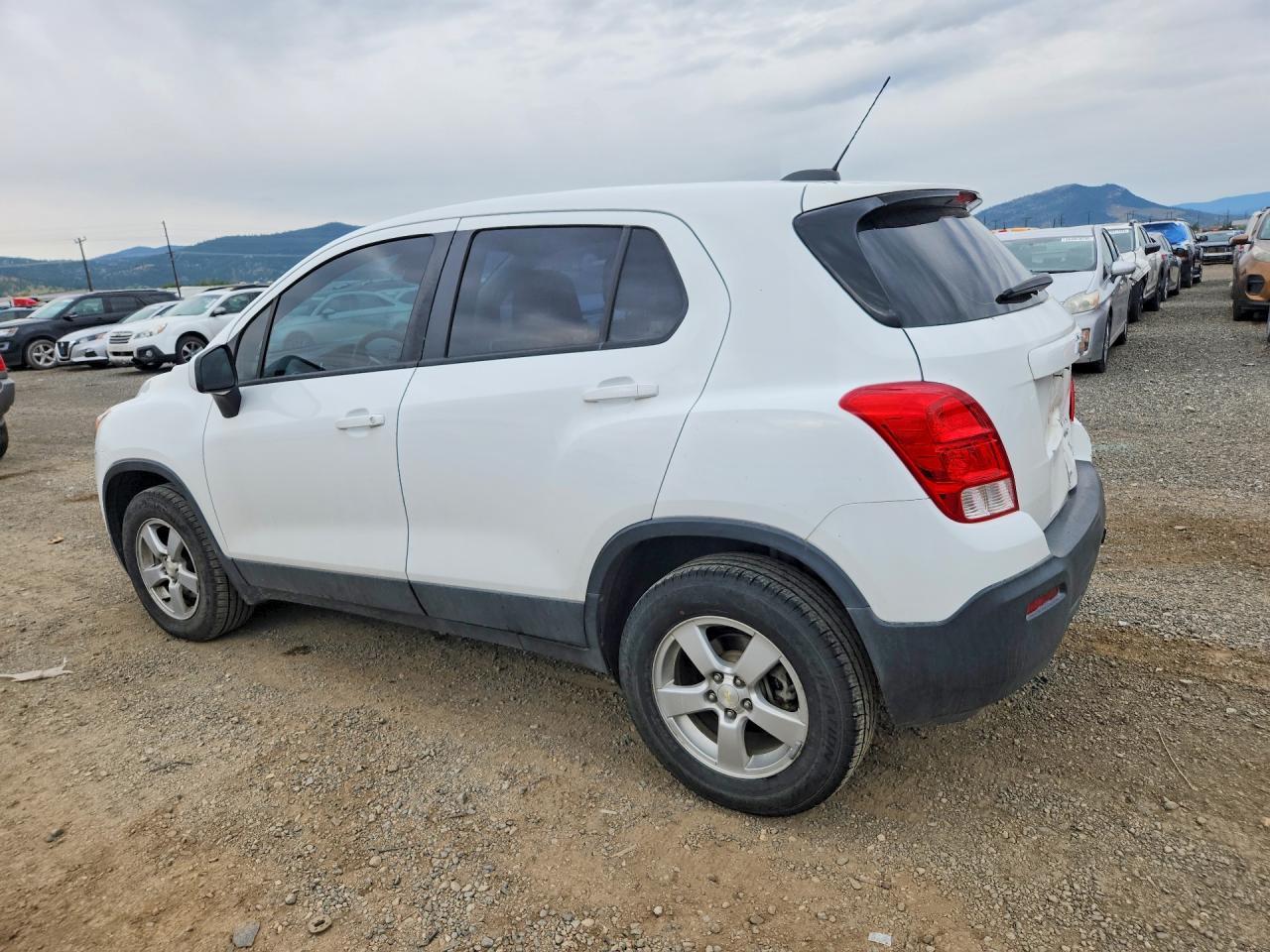 2015 Chevrolet Trax 1Ls - Image 2