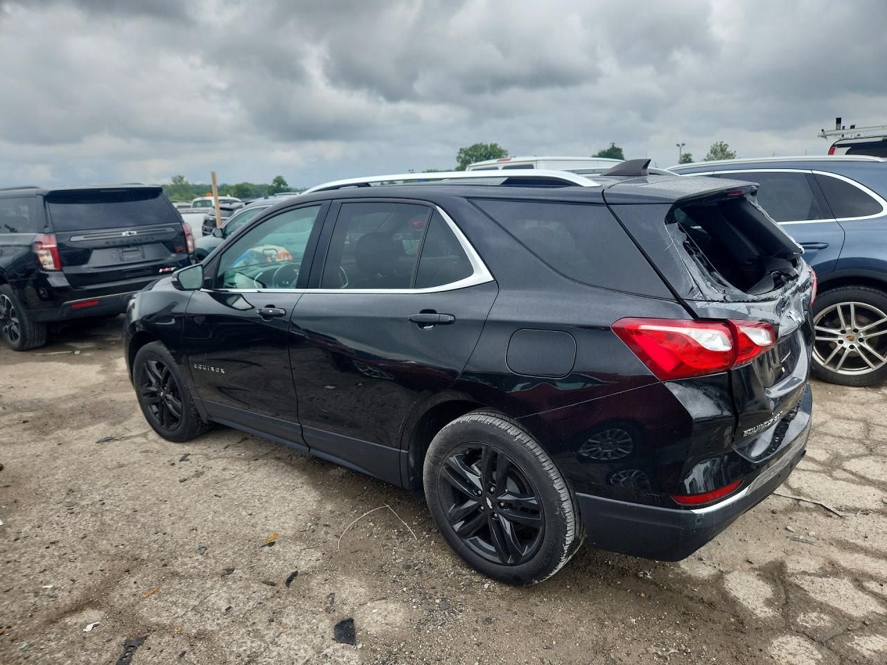 2020 Chevrolet Equinox Lt - Фото 2