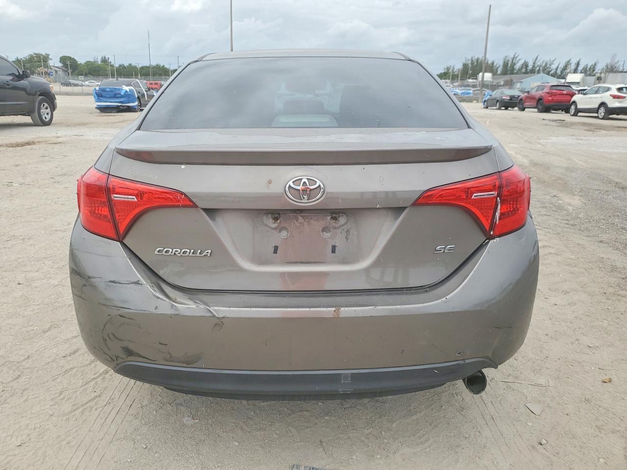 2018 Toyota Corolla Se - Фото 6