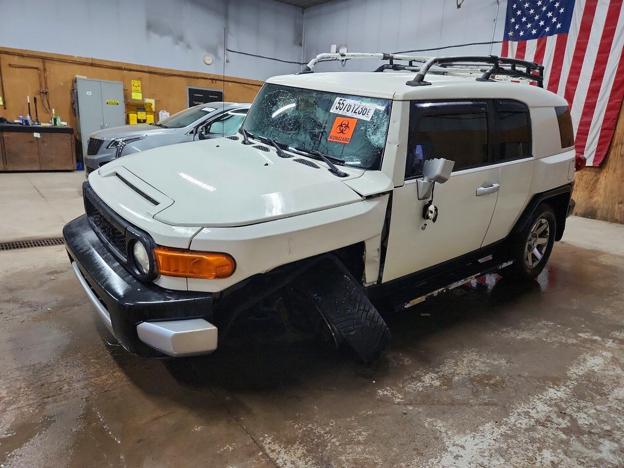 2014 Toyota Fj Cruiser Base